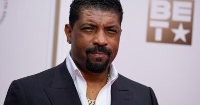 Deon Cole returns to host NAACP Image Awards, says BAFTA disruption will be addressed