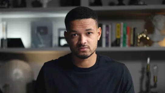 The Diary of a CEO podcast host Steven Bartlett.