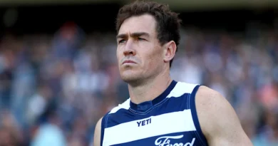 AFL round three teams and expert tips: Cats name Danger’s replacement, huge names missing for Crows AFL round three teams and expert tips: Cats name Danger’s replacement, huge names missing for Crows