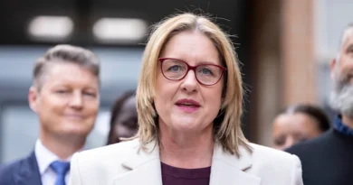 Victorian election: Experts call for recall of parliament after High Court ruling on campaign finance laws Victorian election: Experts call for recall of parliament after High Court ruling on campaign finance laws