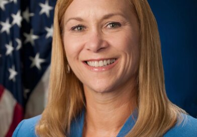 NASA Kennedy Center Director Announces Plans to Retire