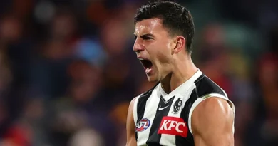 Adelaide Crows vs Collingwood LIVE: AFL round 20 2026, scores, results, odds, stats and start time from Adelaide Oval