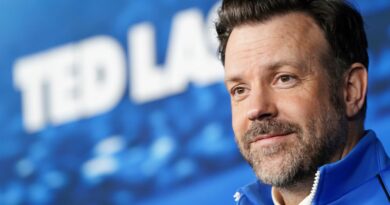 ‘Ted Lasso’ stars bring World Cup fever to Kansas City as Argentina faces Switzerland