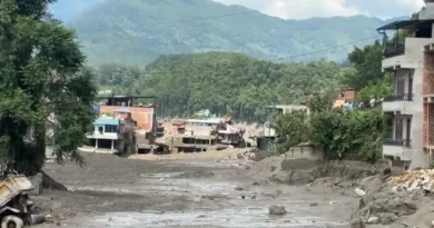 Hundreds missing after avalanche triggers deadly flash floods in Nepal Hundreds missing after avalanche triggers deadly flash floods in Nepal