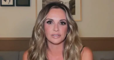Carly Pearce recalls when Dolly Parton invited her to be an official member of the Grand Ole Opry