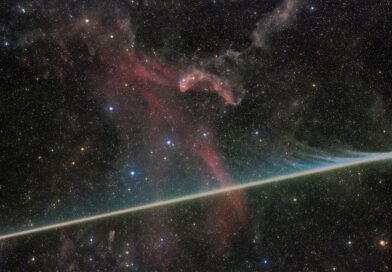 APOD: 2026 August 3 – Vaporizing Meteor Photobombs the Lacerta Nebula
