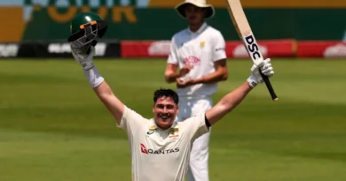 Australia vs South Africa LIVE: South Africa one down at stumps after Renshaw shines with 190 Australia vs South Africa LIVE: South Africa one down at stumps after Renshaw shines with 190