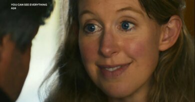 "You Can See Everything" gets rave reviews from critics