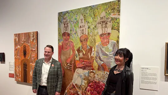 Brisbane Lord Mayor Adrian Schrinner and artist Pat Hoffie with her winning artwork.